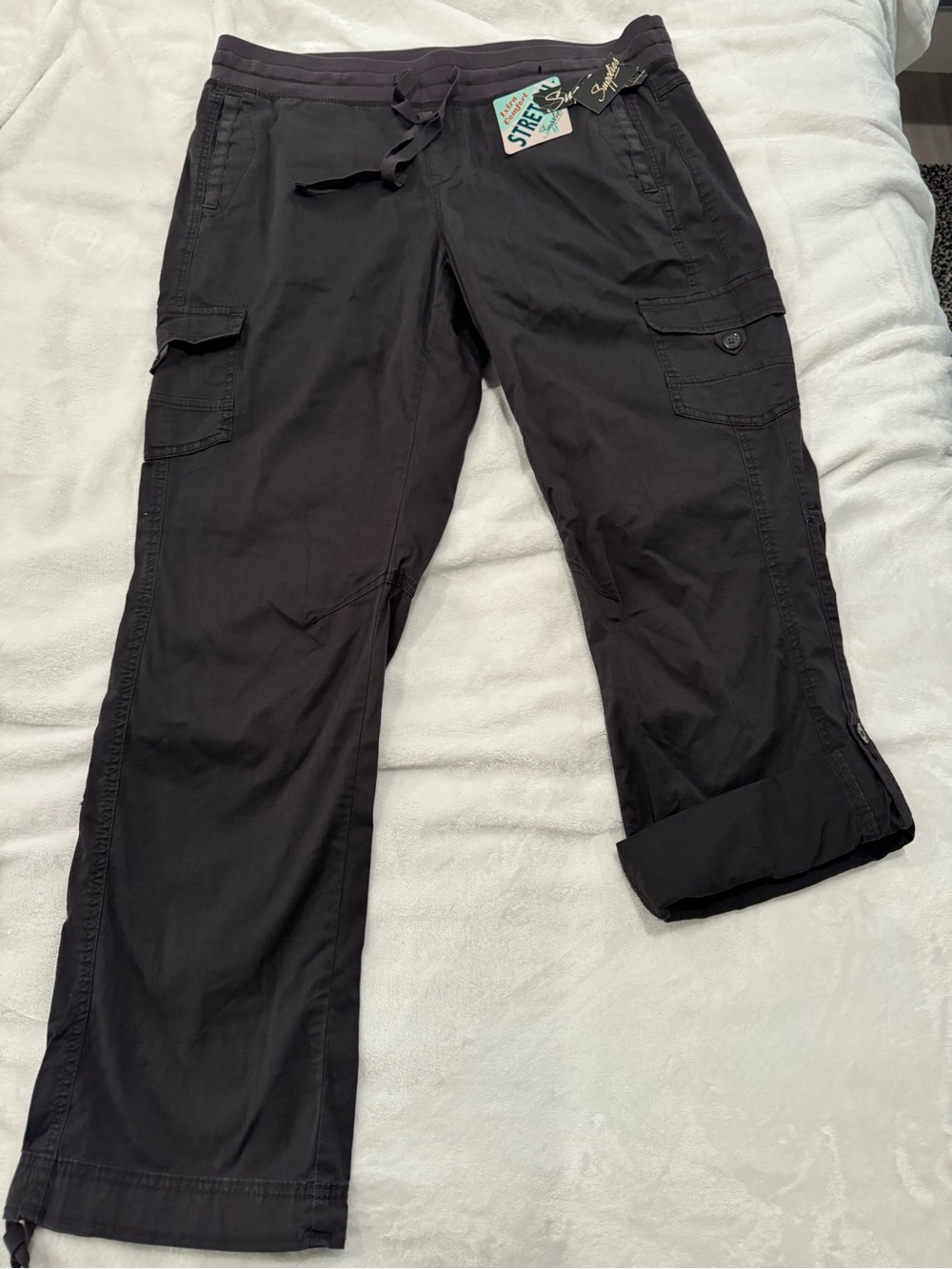 Supplies by UB Women’s Cargo Jogger Pants NWT